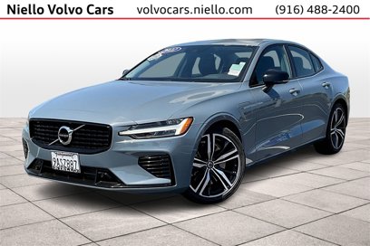 Used 2022 Volvo S60 T8 R-Design Expression w/ Premium Package