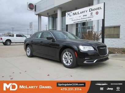 New 2023 Chrysler 300 Touring w/ Safetytec Plus Group