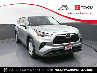Used 2024 Toyota Highlander LE