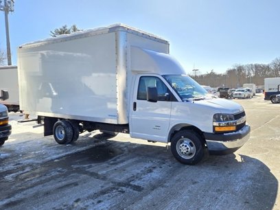 New 2024 Chevrolet Express 4500 w/ Power Convenience Package