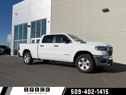 New 2025 RAM 1500 4x4 Crew Cab