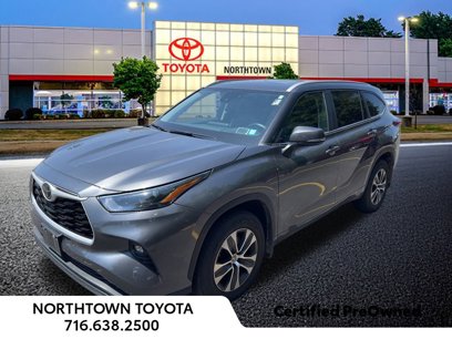Used 2023 Toyota Highlander XLE