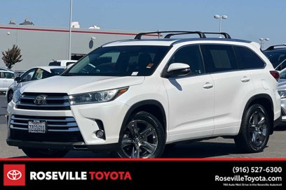 Used 2017 Toyota Highlander Limited Platinum