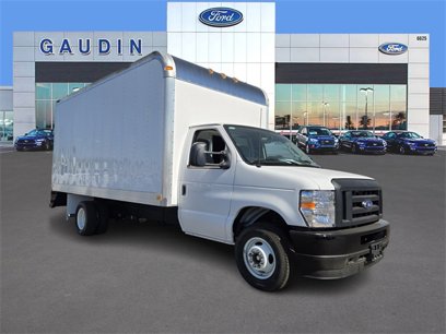 New 2025 Ford E-450 and Econoline 450 Super Duty w/ Interior Upgrade Package