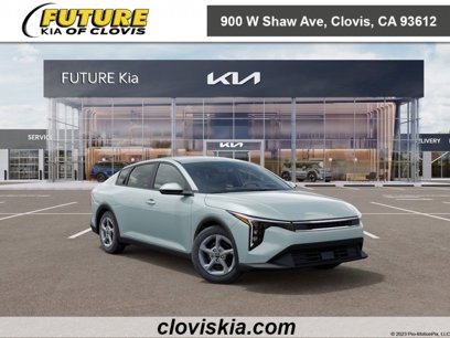 New 2025 Kia K4 LXS