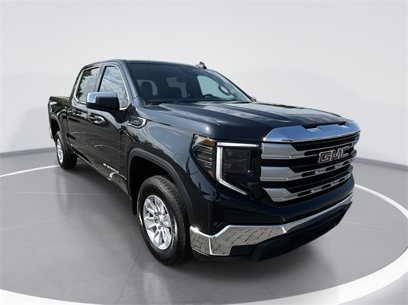 New 2025 GMC Sierra 1500 SLE
