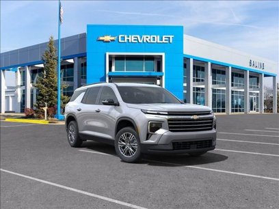 New 2025 Chevrolet Traverse LT w/ Driver Confidence Package