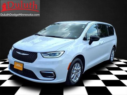 Certified 2025 Chrysler Pacifica Select