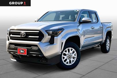 New 2024 Toyota Tacoma SR5