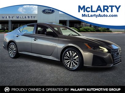 Used 2024 Nissan Altima 2.5 SV