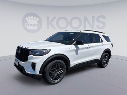 New 2025 Ford Explorer ST-Line w/ Premium Package