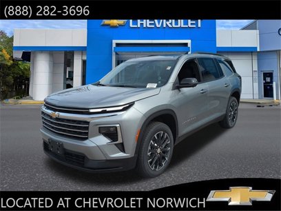 New 2025 Chevrolet Traverse LT w/ Enhanced Driving Package