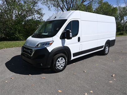 New 2025 RAM ProMaster 3500 w/ Quick Order Package 22G SLT