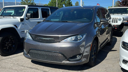 Used 2020 Chrysler Pacifica Touring w/ S Appearance Package