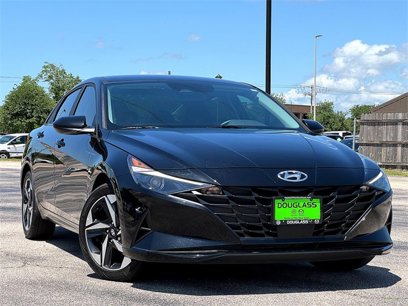 Used 2023 Hyundai Elantra SEL w/ Convenience Package