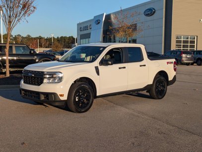 New 2024 Ford Maverick XLT w/ Equipment Group 300A Standard