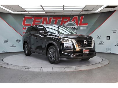 New 2025 Nissan Pathfinder S