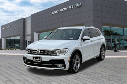 Used 2019 Volkswagen Tiguan SEL R-Line