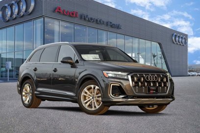 New 2025 Audi Q7 3.0T Prestige