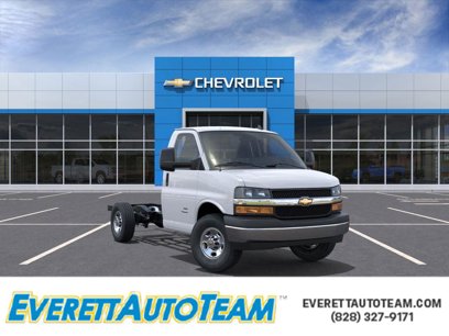 New 2025 Chevrolet Express 3500 w/ Power Convenience Package