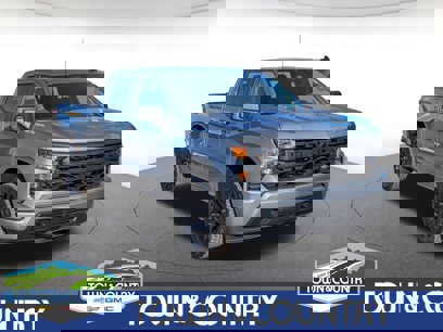 New 2025 Chevrolet Silverado 1500 Custom w/ Turbomax Blackout Package