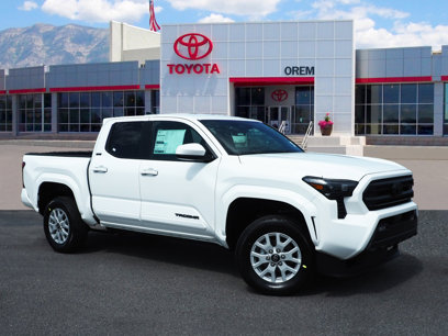 New 2025 Toyota Tacoma SR5