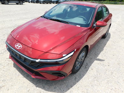 New 2025 Hyundai Elantra Blue