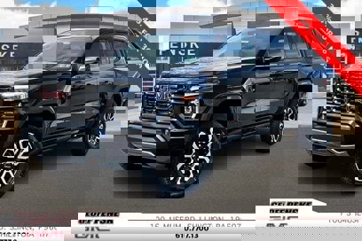 New 2025 GMC Canyon AT4 w/ Nightfall Edition