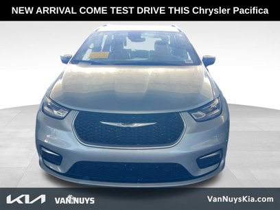 Used 2023 Chrysler Pacifica Pinnacle