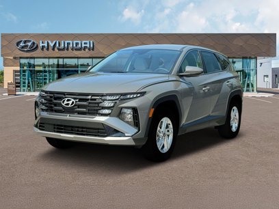 New 2025 Hyundai Tucson SE