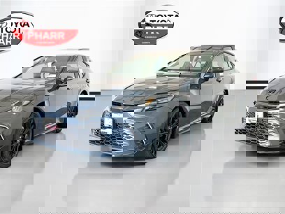 New 2025 Toyota Camry SE