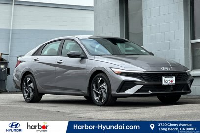 New 2025 Hyundai Elantra SEL