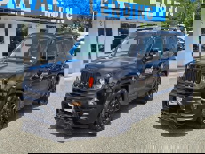 Used 2018 Jeep Renegade Altitude w/ Advanced Technology Group