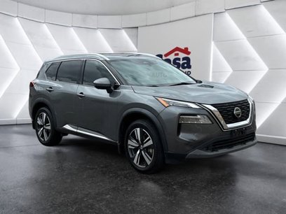 Used 2021 Nissan Rogue SL w/ Premium Package