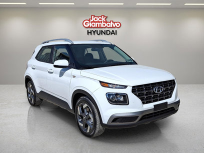 New 2025 Hyundai Venue SEL