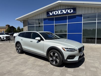 Used 2020 Volvo V60 T5 Cross Country w/ Protection Package Premier