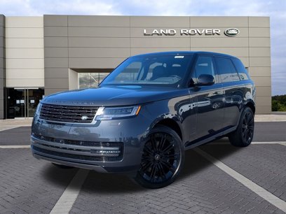 New 2025 Land Rover Range Rover SE