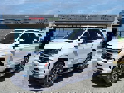 Used 2021 Chevrolet Tahoe LT w/ LT Signature Plus Package