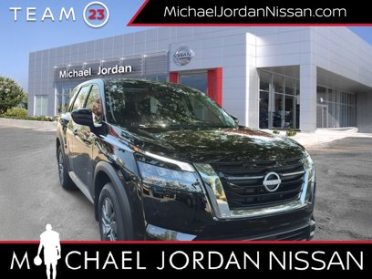Certified 2025 Nissan Pathfinder S