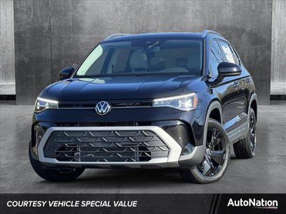 New 2025 Volkswagen Taos SE