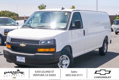 New 2025 Chevrolet Express 2500 Extended w/ Communications Package