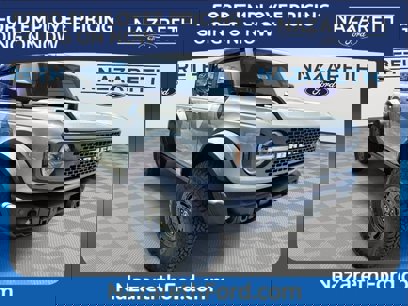 New 2025 Ford Bronco Badlands w/ Sasquatch Package