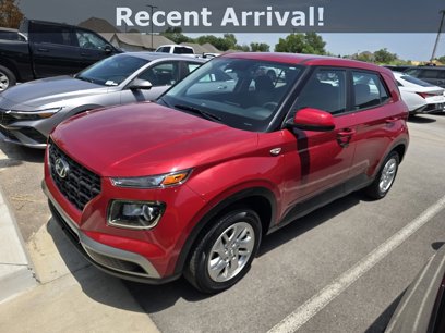Used 2023 Hyundai Venue SE w/ Cargo Package