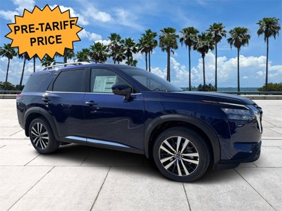 New 2025 Nissan Pathfinder Platinum w/ Cargo Package