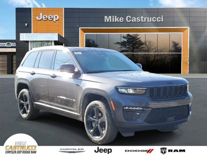 New 2025 Jeep Grand Cherokee Limited w/ Black Appearance Package