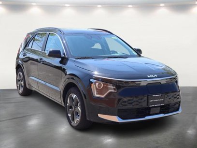 Certified 2025 Kia Niro Wind