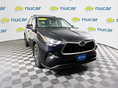 Used 2022 Toyota Highlander XLE