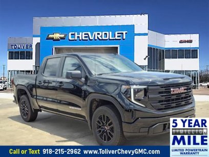 New 2024 GMC Sierra 1500 Pro w/ Graphite Edition