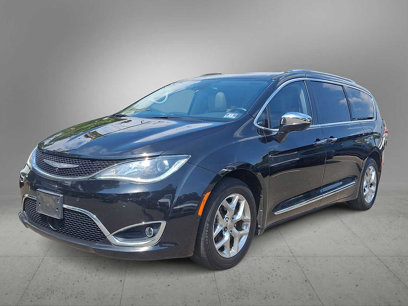 Used 2017 Chrysler Pacifica Limited