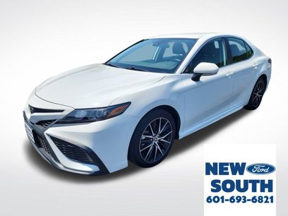Used 2023 Toyota Camry SE